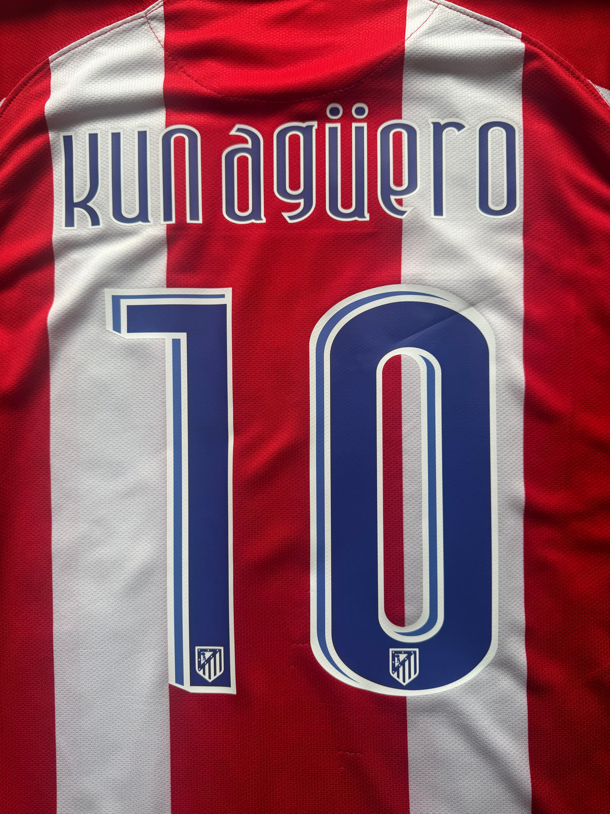 Atletico Madrid 2007/08 Home Shirt #10 Agüero (XL)