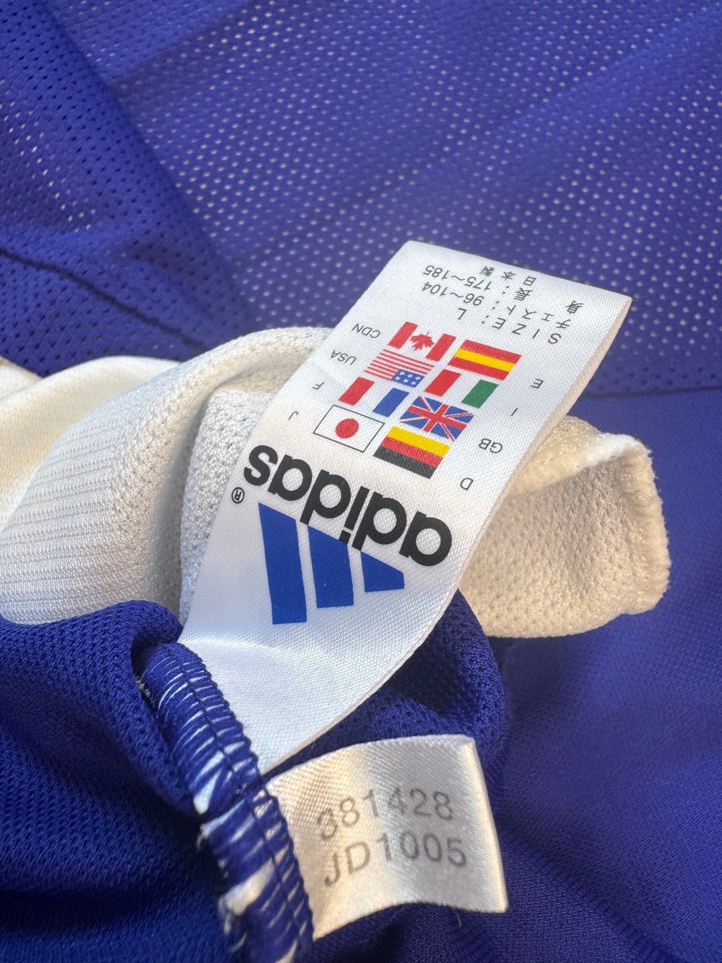 Japan 2002/04 Home Shirt #7 Nakata (L)