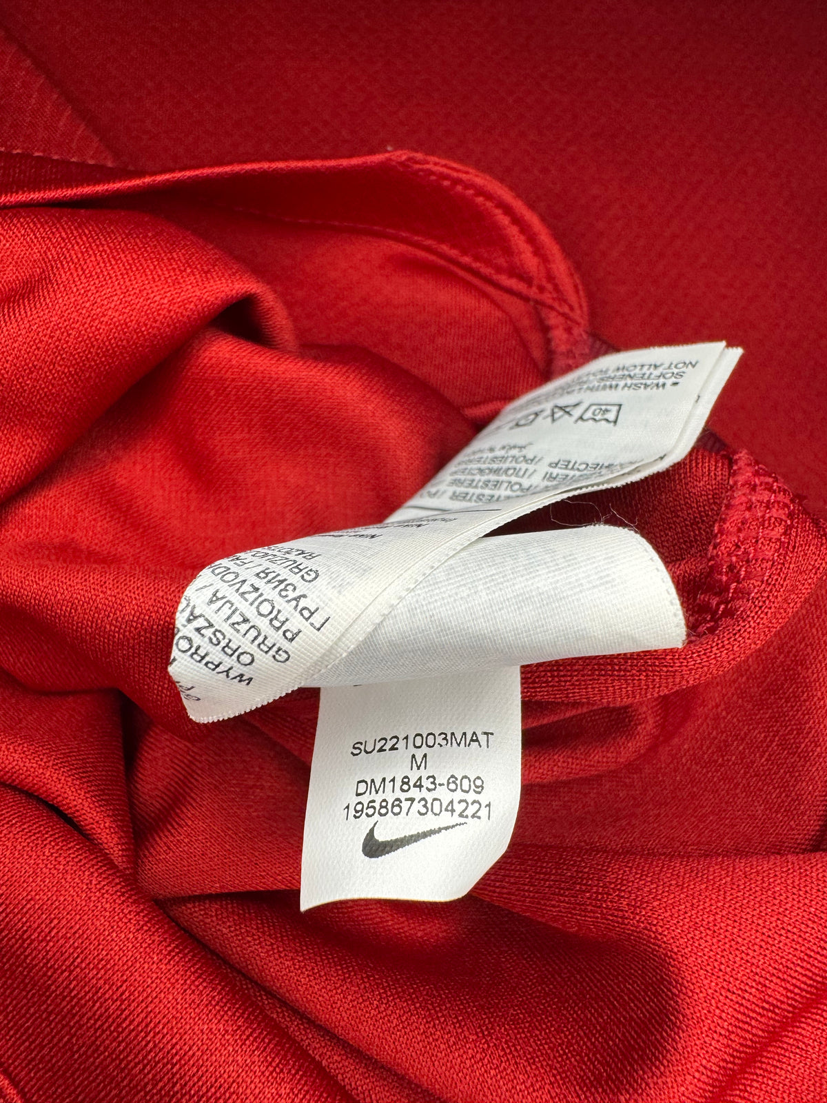 Liverpool FC 2022/23 Home Shirt (S,M)