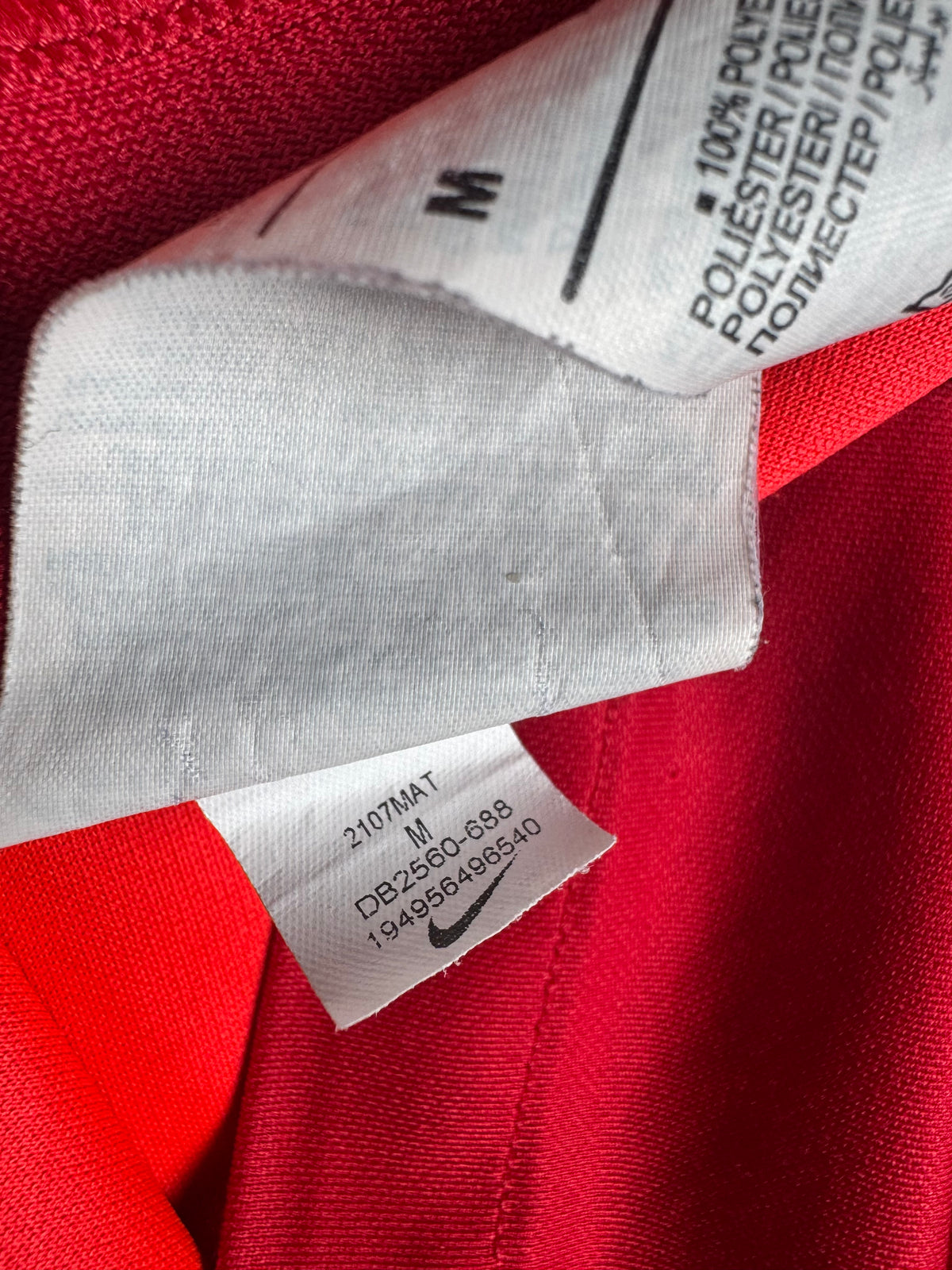 Liverpool FC 2021/22 Home Shirt (M)