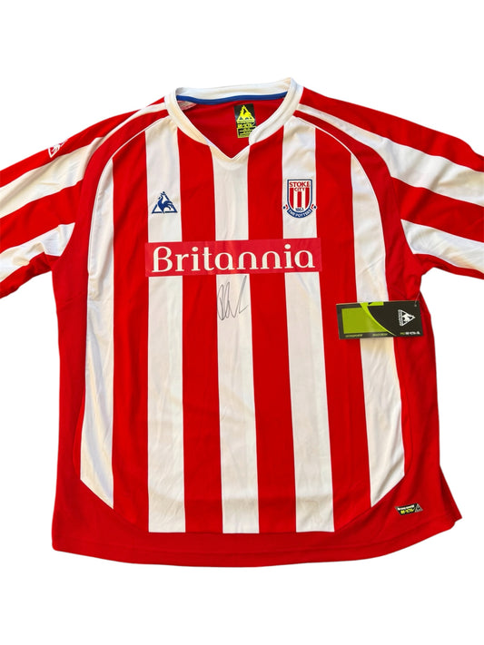 Stoke City 2009/10 Home Shirt *Signed* #4 Huth (2XL)