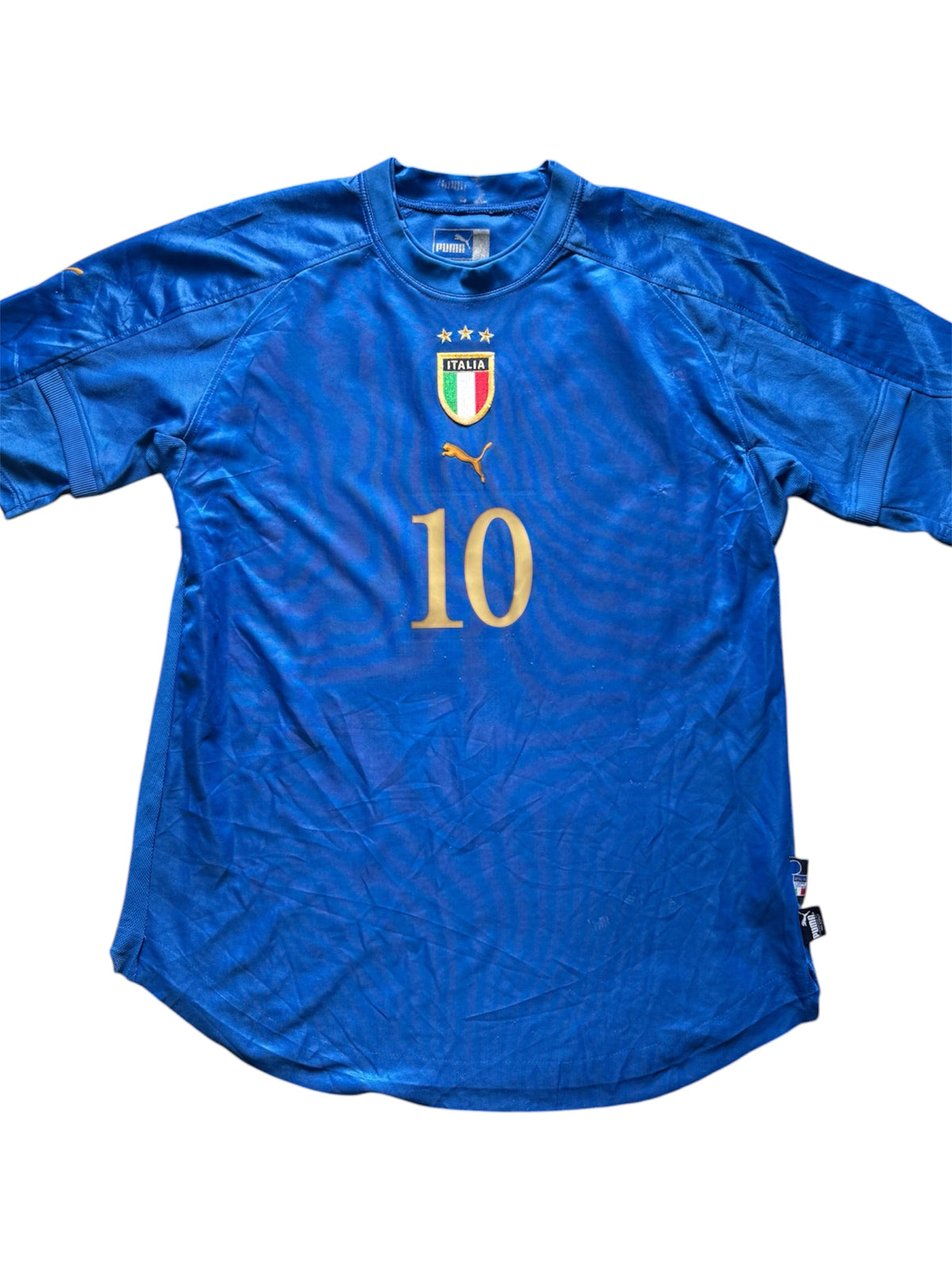 Italy 2004/06 Home Shirt #10 Totti (L)