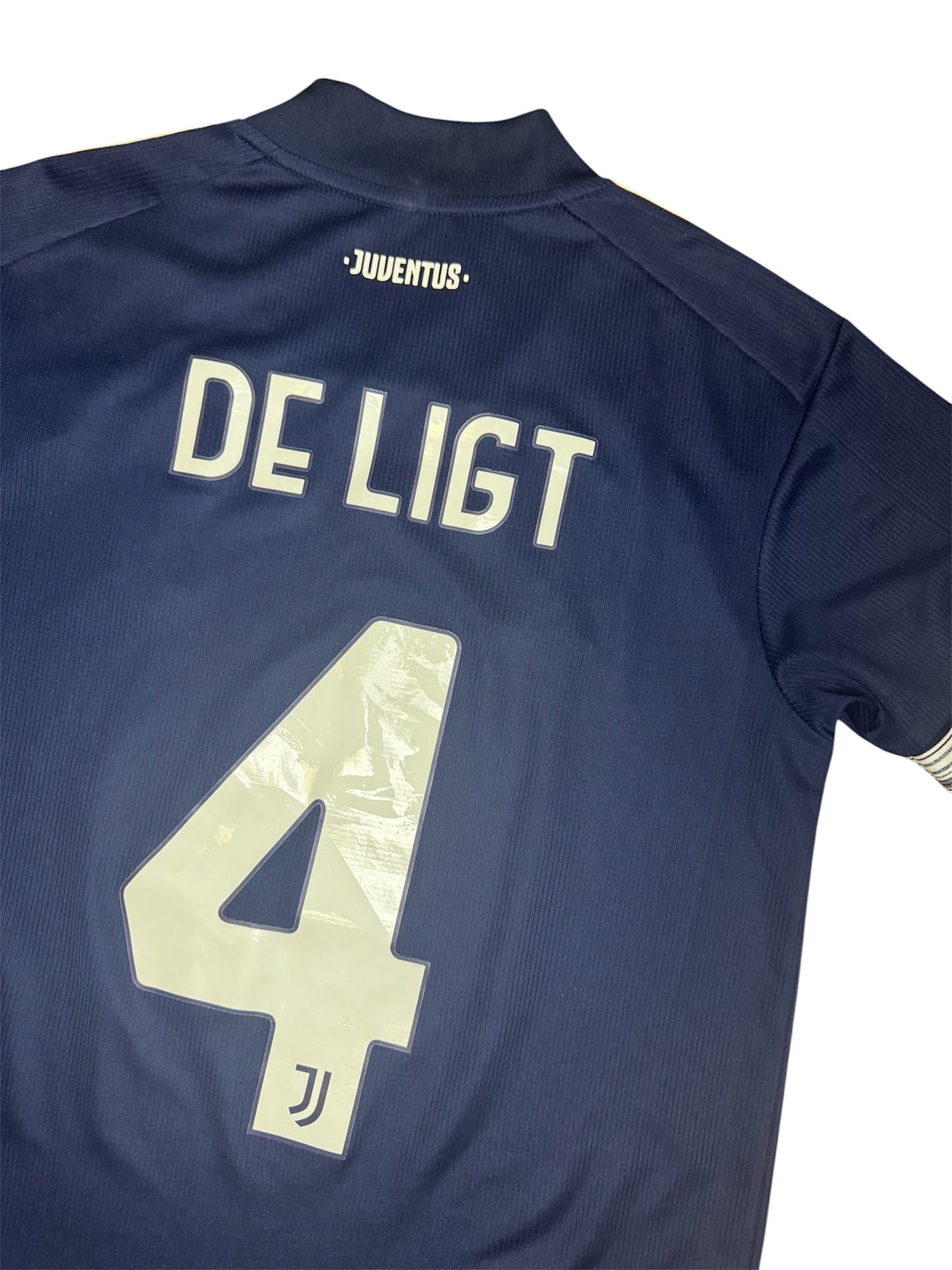 Juventus 2020/21 Away Shirt #4 De Ligt (S)