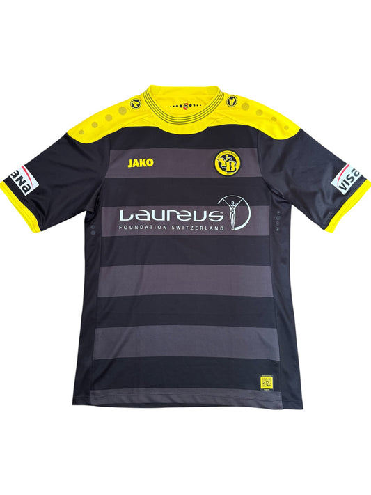 Young Boys 2013/14 Away Shirt (S)